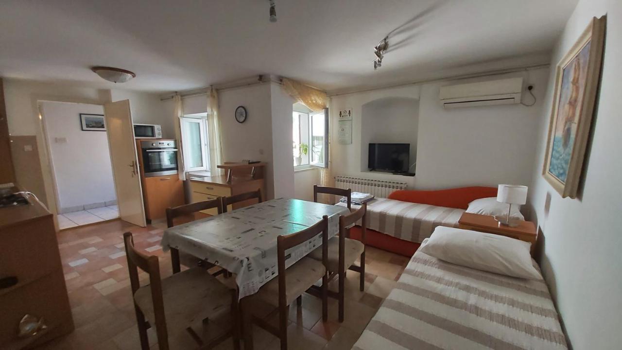 Apartment Uskok 塞尼 外观 照片
